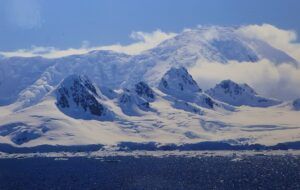 Lire la suite à propos de l’article La péninsule antarctique, un merveilleux paradis blanc